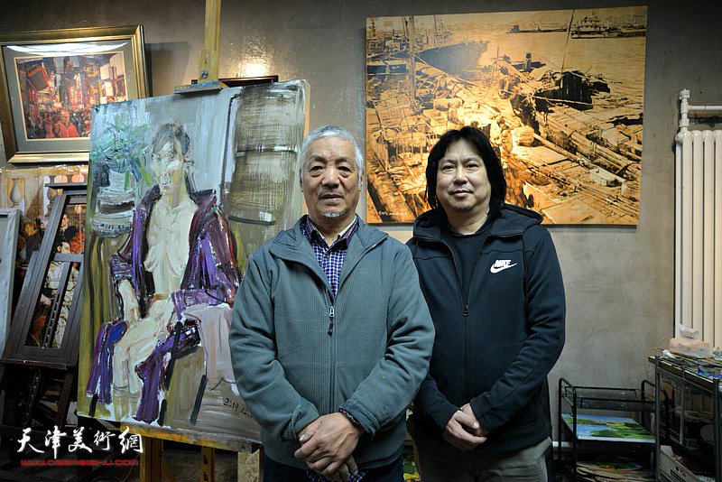 孙建平、闫春学在红石艺术空间。