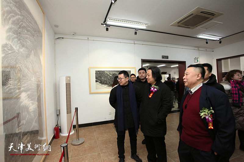 吕云所、吕大江父子中国画作品展