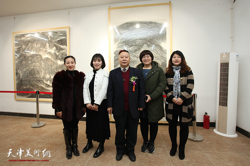 吕云所、吕大江父子中国画作品展