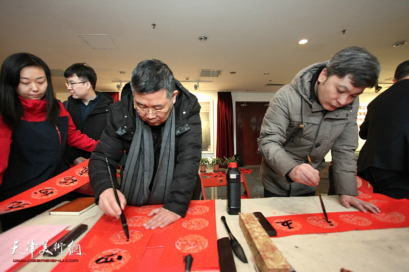 天津市书协艺术家走进国家超级计算天津中心写春联送祝福