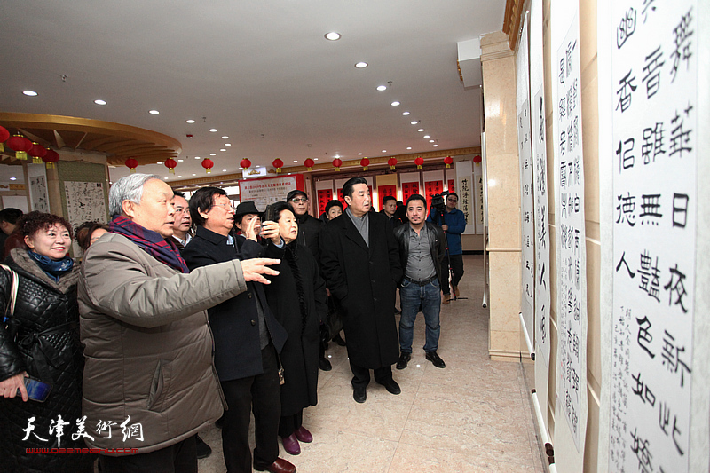 津门名家唐云来师生社区群众百人书画作品展