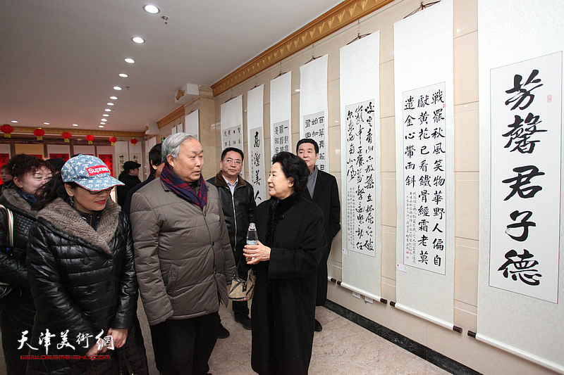 津门名家唐云来师生社区群众百人书画作品展