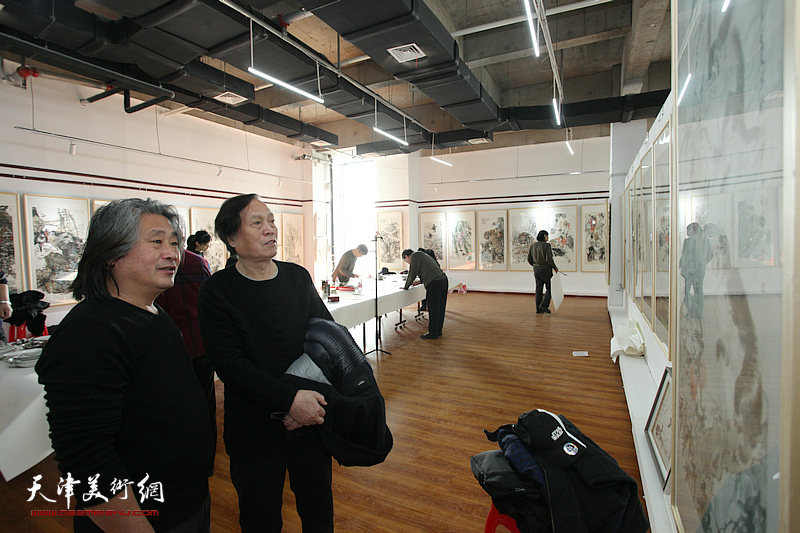 鹤艺轩美术馆在河东区阳光星期八乐园举办开馆首展