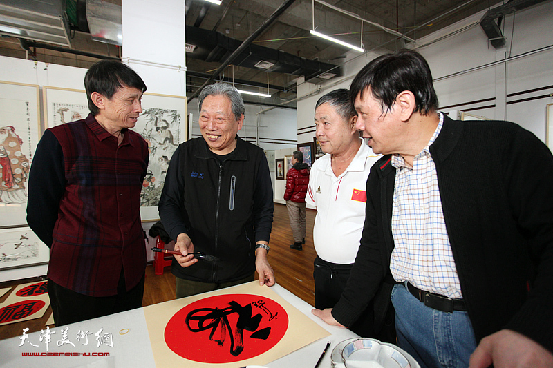 鹤艺轩美术馆在河东区阳光星期八乐园举办开馆首展