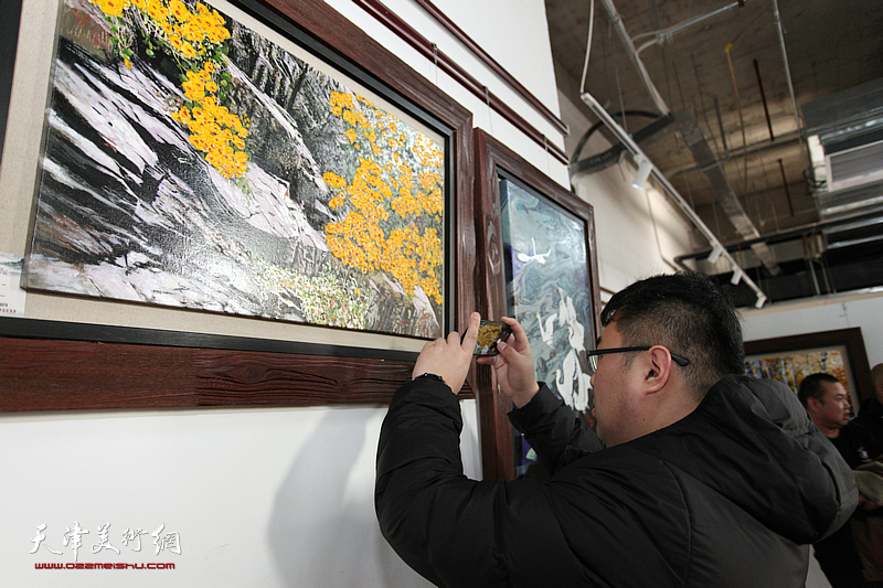 鹤艺轩美术馆在河东区阳光星期八乐园举办开馆首展