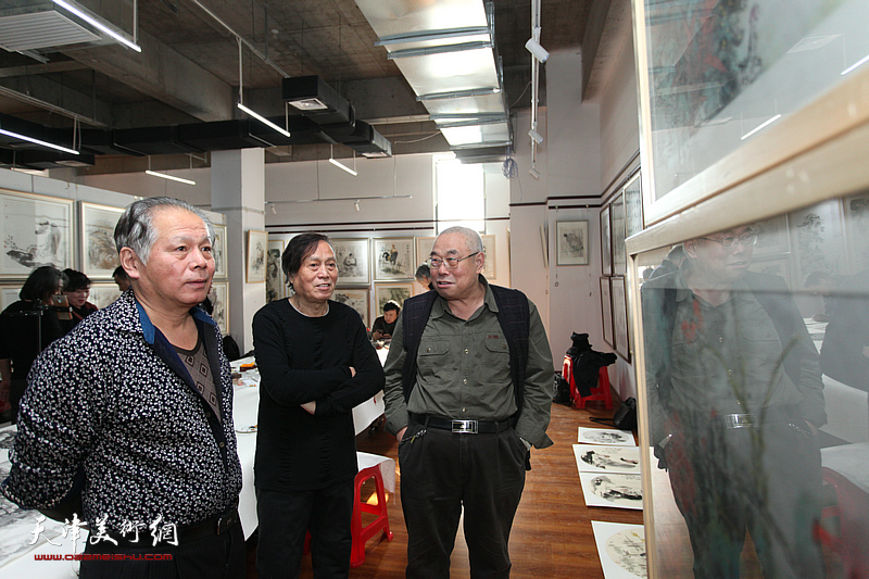 鹤艺轩美术馆在河东区阳光星期八乐园举办开馆首展