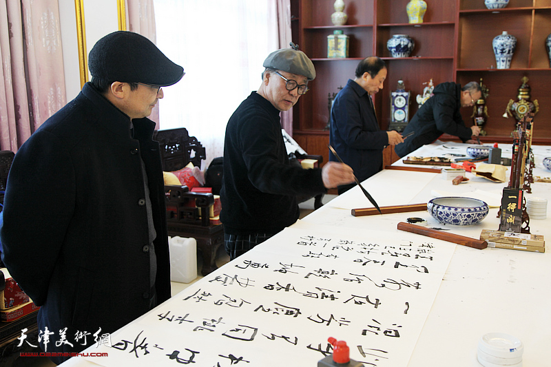 野草书画院揭牌 万福万寿万诗万联颂祖国 礼赞宏达热力