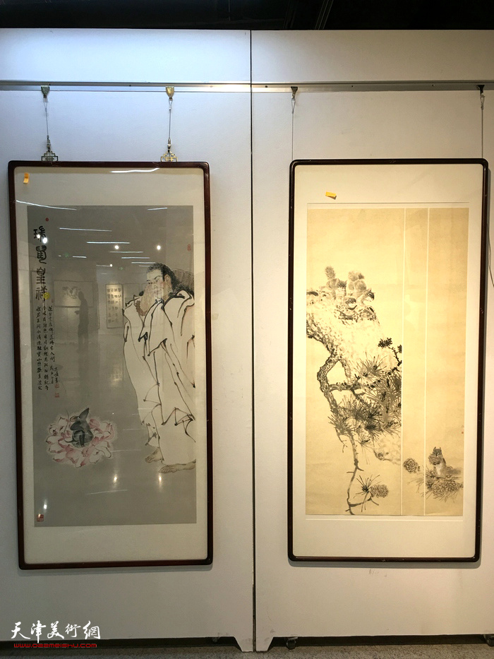 “灵鼠兆丰年——中国第十三届生肖画及国画优秀作品展”布展现场。