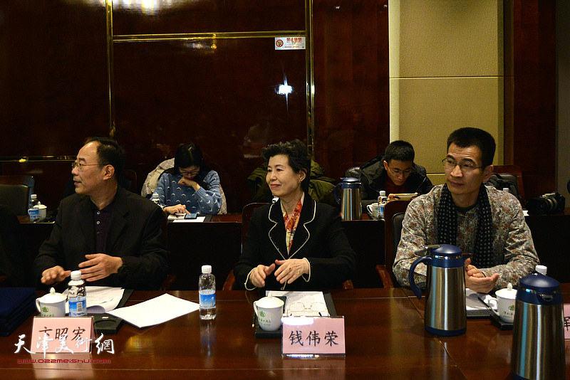中华文化促进会传统文化委员会京津冀文化交流组委会成立暨受牌仪现场。