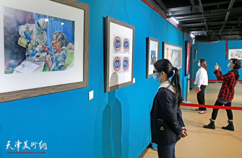 “山河无恙 风雨同心”天津市群众美术书法摄影优秀作品展在市群艺馆特举办。