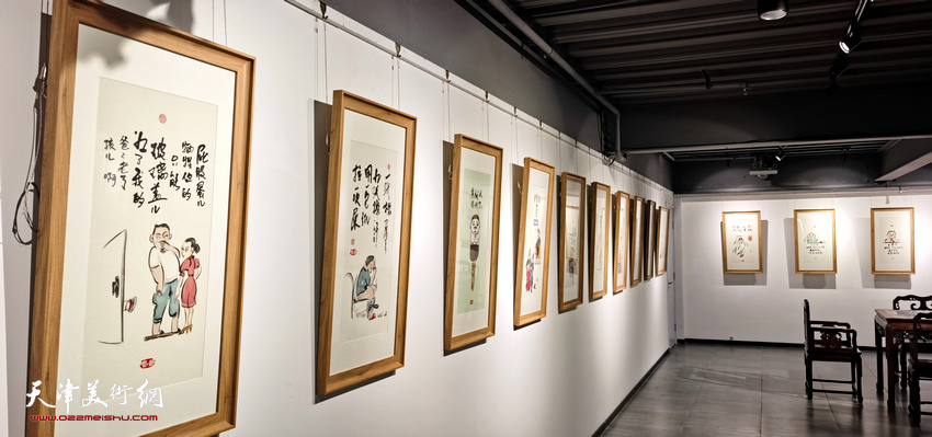 荣宝斋（天津）美术馆“哏er都·陈琛原创数字插画作品展”现场。