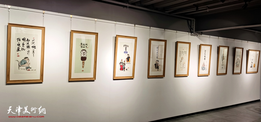 荣宝斋（天津）美术馆“哏er都·陈琛原创数字插画作品展”现场。