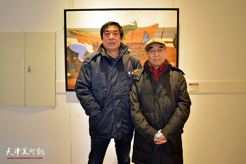 王绍棠、杜晓光在画展现场。