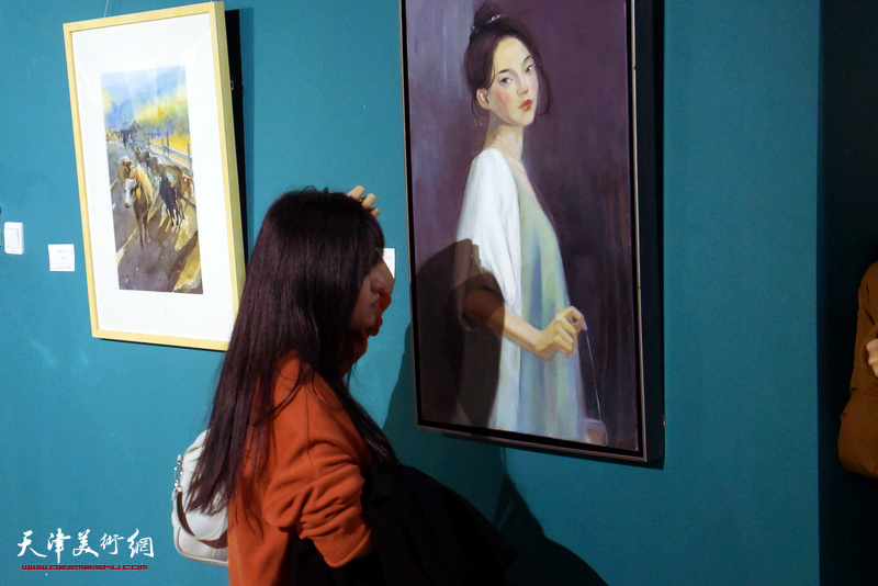 “芳华百年” 天津市女书画家优秀作品展在市群艺馆开幕