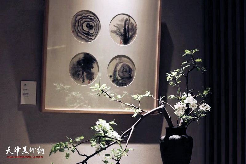“她·艺术”天津国际女性艺术家联展现场。