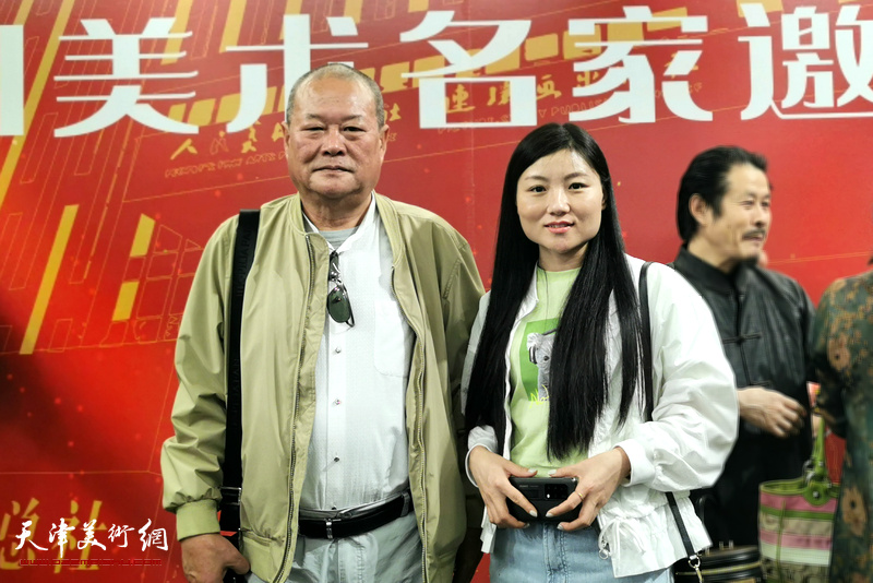天津著名书法家马孟杰在中国美术名家邀请展现场