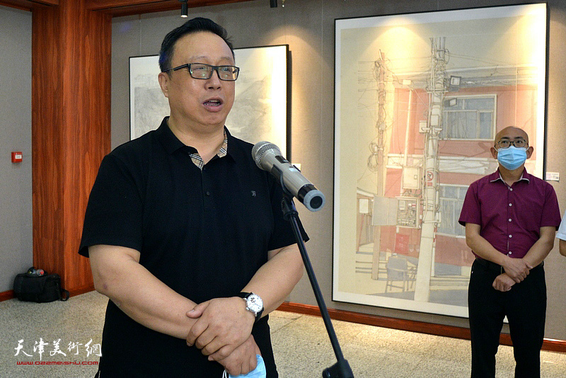 西青区文化和旅游局副局长冯韬致辞。