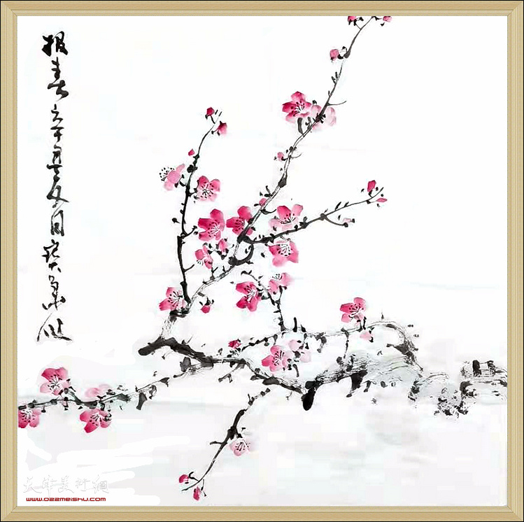 画家尹宝华先生祝贺王群英中国画作品展开幕。