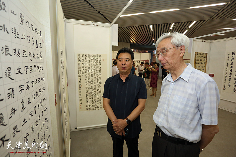 天津市百名书法家百米长卷展