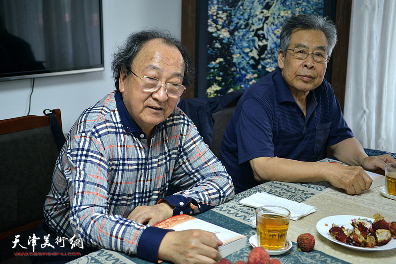 赵树松、王之海在学习党史活动现场。