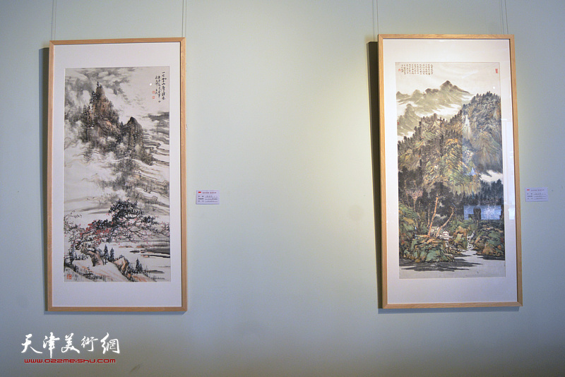 东丽区庆祝中国共产党成立100周年主题书画作品邀请展现场。