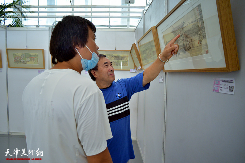 阚传好驻村帮扶纪实美术作品展巡展东丽区现场。