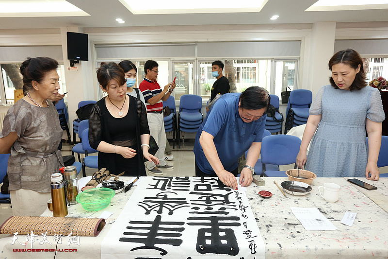 天津市楹联学会学习贯彻习近平总书记七一重要讲话精神见行动