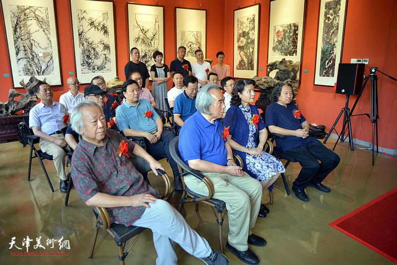 “其中有象”——孙飞中国画作品展开幕仪式现场。