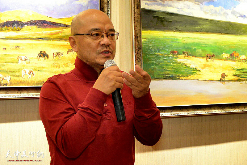 天津美术学院油画系教授、天津美术家协会副主席于小东致辞。