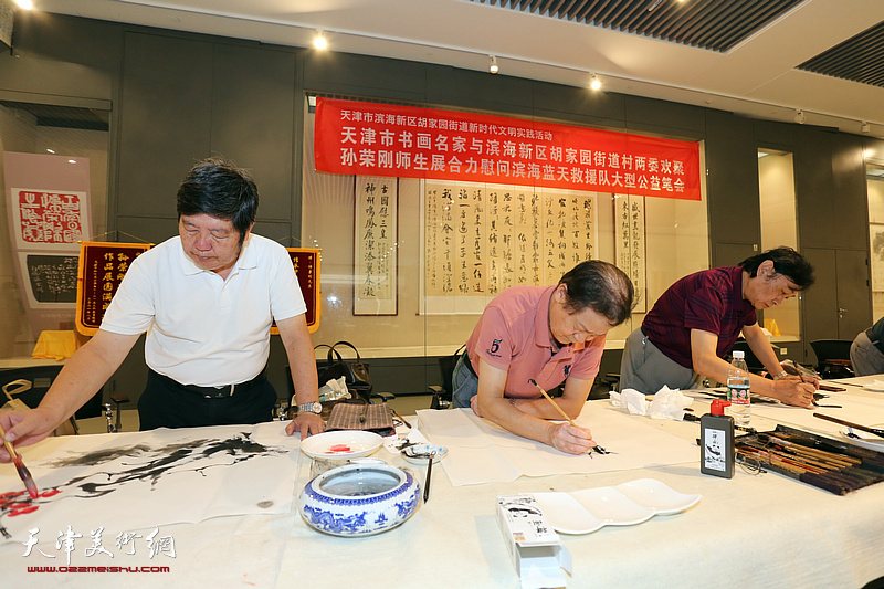 “百年圆梦——孙荣刚师生作品展”圆满收官