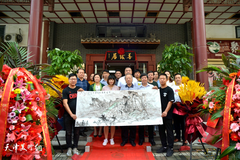 珠江道茶城“善缘居”开业仪式于国庆黄金周的10月2日举行。