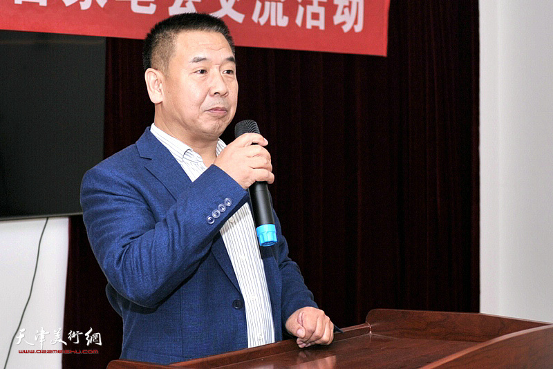 芦台开发区文化广电和旅游局局长、文联主席邱成国希望津冀两地开展更多的文化交流。