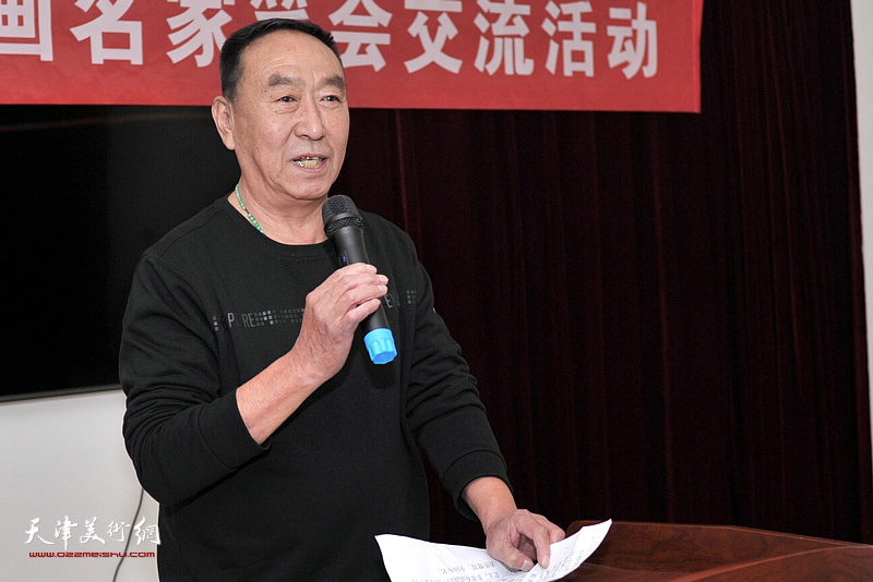 天津航天酒家总经理崔永利表示将把天津更多的书画家介绍到芦台开发区来。
