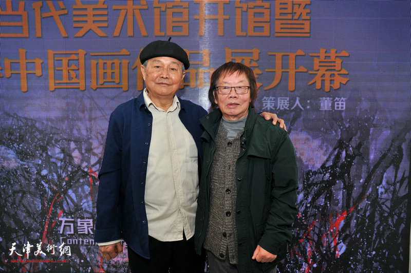 董振涛与赵毅在开幕仪式现场。