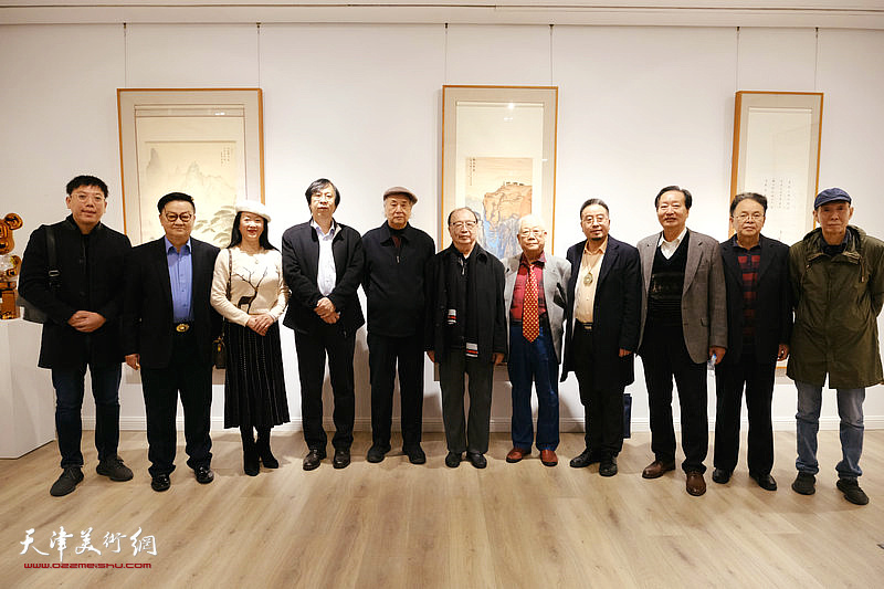 “纸上春秋·方大开水墨作品及艺术收藏展”在鼎天国际－中国空间开幕