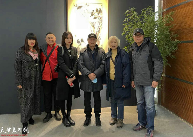 萧朗作品展在北京荣宝斋大厦举行