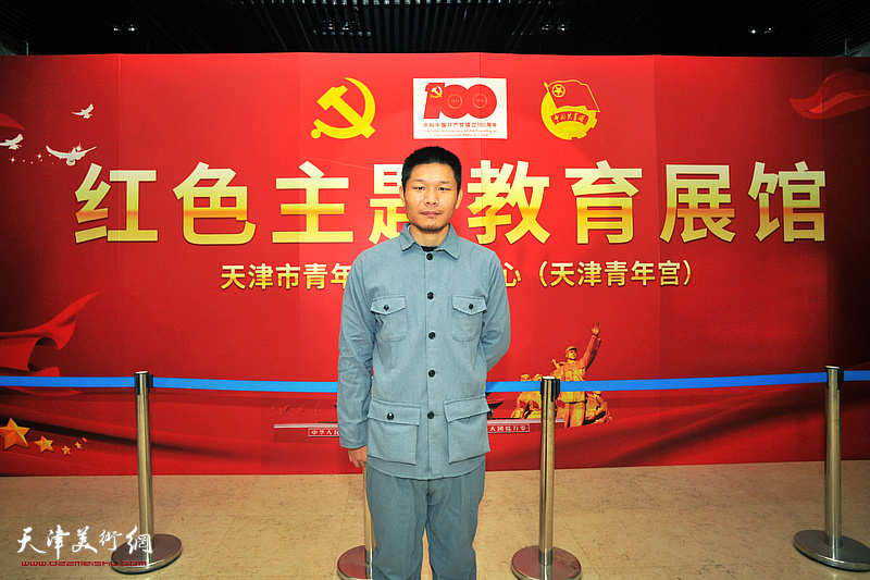 郑伟在天津市自由职业青年交流展示活动现场。