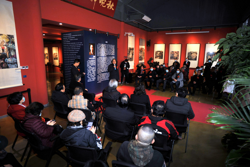 “远情—王錞意笔人物画回顾展”11月27日下午在天津水香洲文化艺术中心举行。