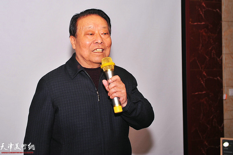 宏达热力有限公司董事长胡玉林发表欢迎词。。