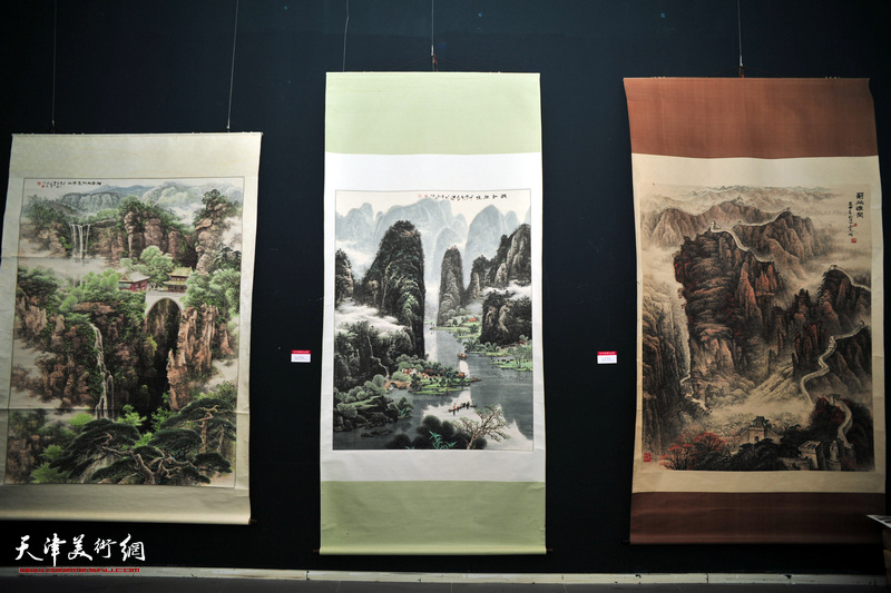 天津美术馆展出的郭永元画作。