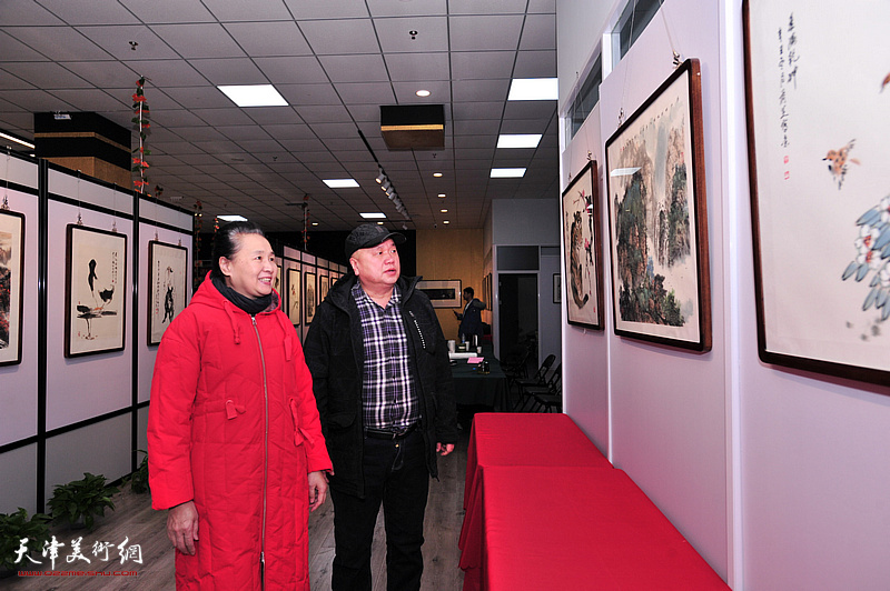 “荣大春晓—南开画院荣大分院壬寅新春书画展”现场。