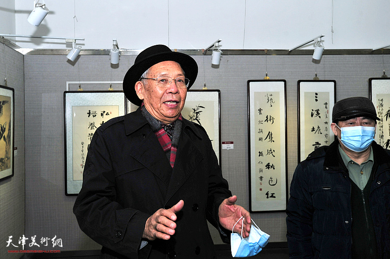 长城书画院执行院长赵玉森致辞。
