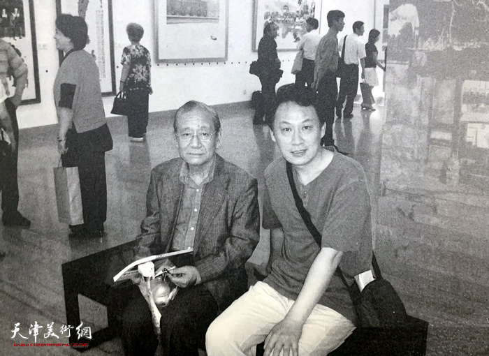 卞国强与杜滋龄老师在中国美术馆。