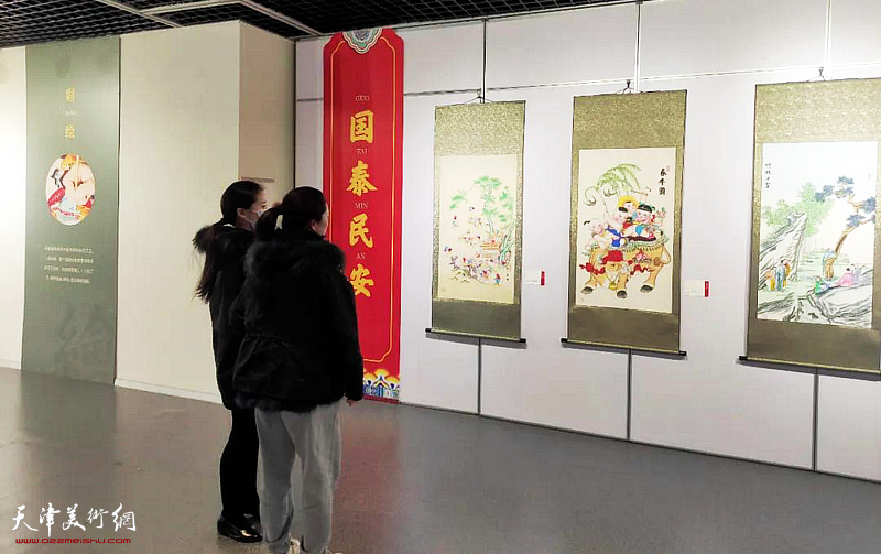 “丹青点染——天津杨柳青木版年画特展”在天津空港经济区文化中心展出