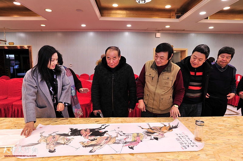 左起：马艳、李建华、琚俊雄、单联辰、王惠民在活动现场。