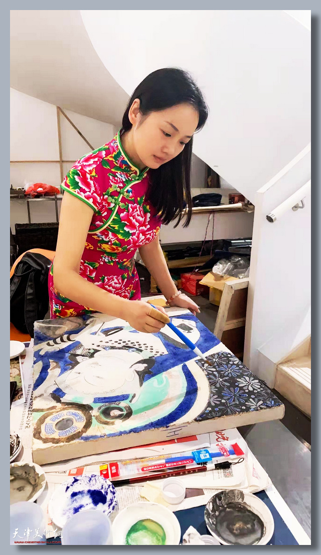 花开三月| 荣宝十二金钗书画院庆祝三·八妇女节精品展-书画高清-天津 花开三月| 荣宝十二金钗书画院庆祝三·八妇女节精品展-书画高清-天津