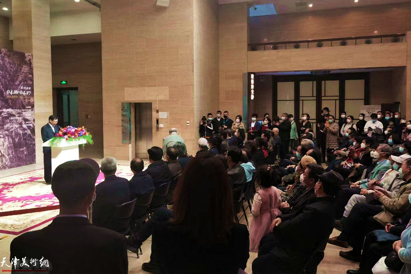 副参谋长杨斌少将,原中国人民武装警察部队森林指挥部司令沈金伦少将