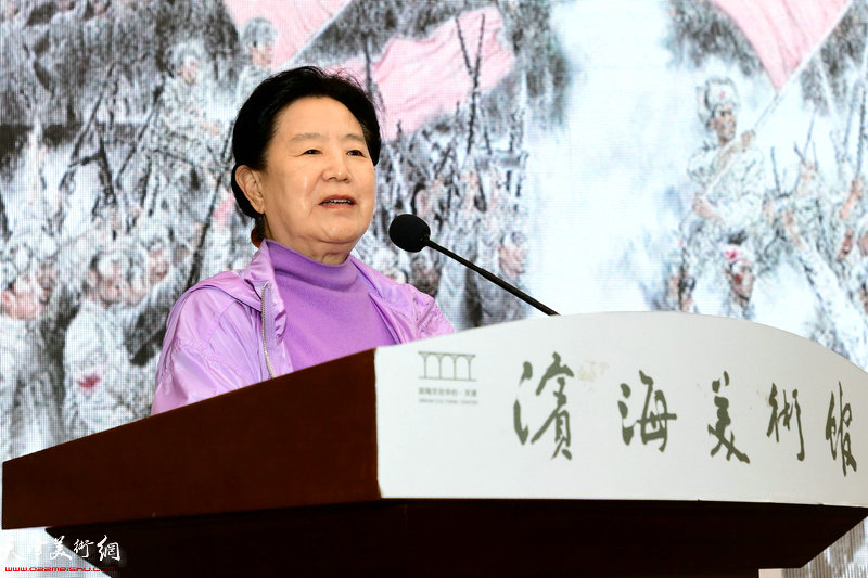 天津市政协原副主席曹秀荣致辞。