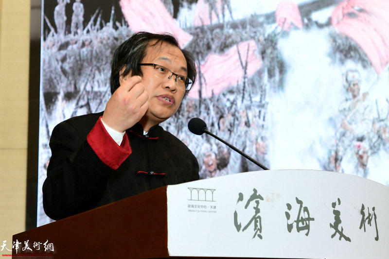 天津人民美术出版社社长杨惠东致辞。