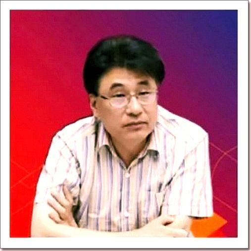 天津美术学院副院长郭振山教授